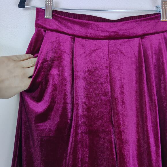 Anthropologie Maison d' Amelie Red Velvet Pull On High Rise Lounge Pants Small - Picture 4 of 12